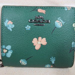Coach Snap Wallet With Mystical Floral Print - Gunmetal/GREEN MULTI